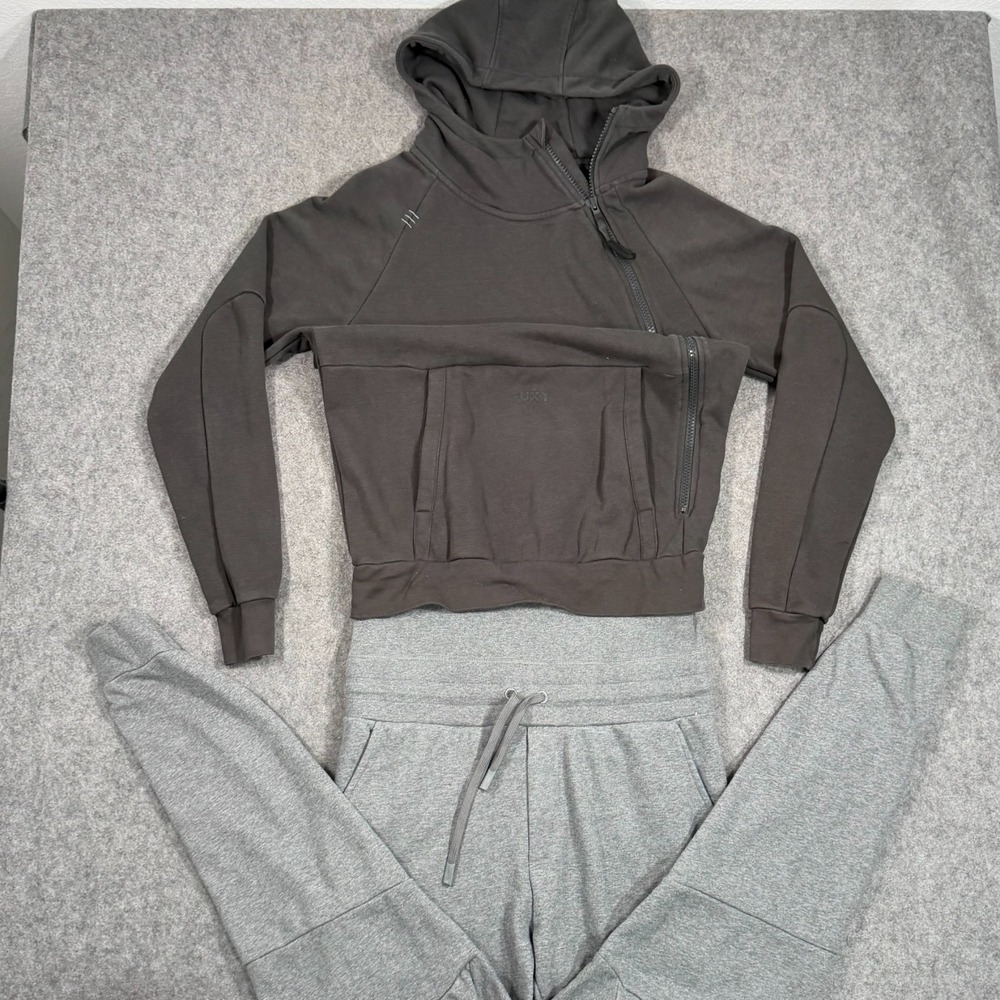Tuxy Black & Gray Zip-Up Hooded One-Piece Track Sweat Suit Men's‎ Size Medium